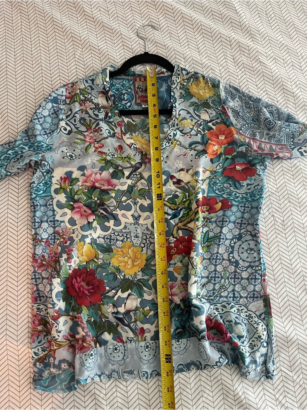 Johnny Was Multicolor Floral V-Neck Tunic Top - Picture 7 of 7